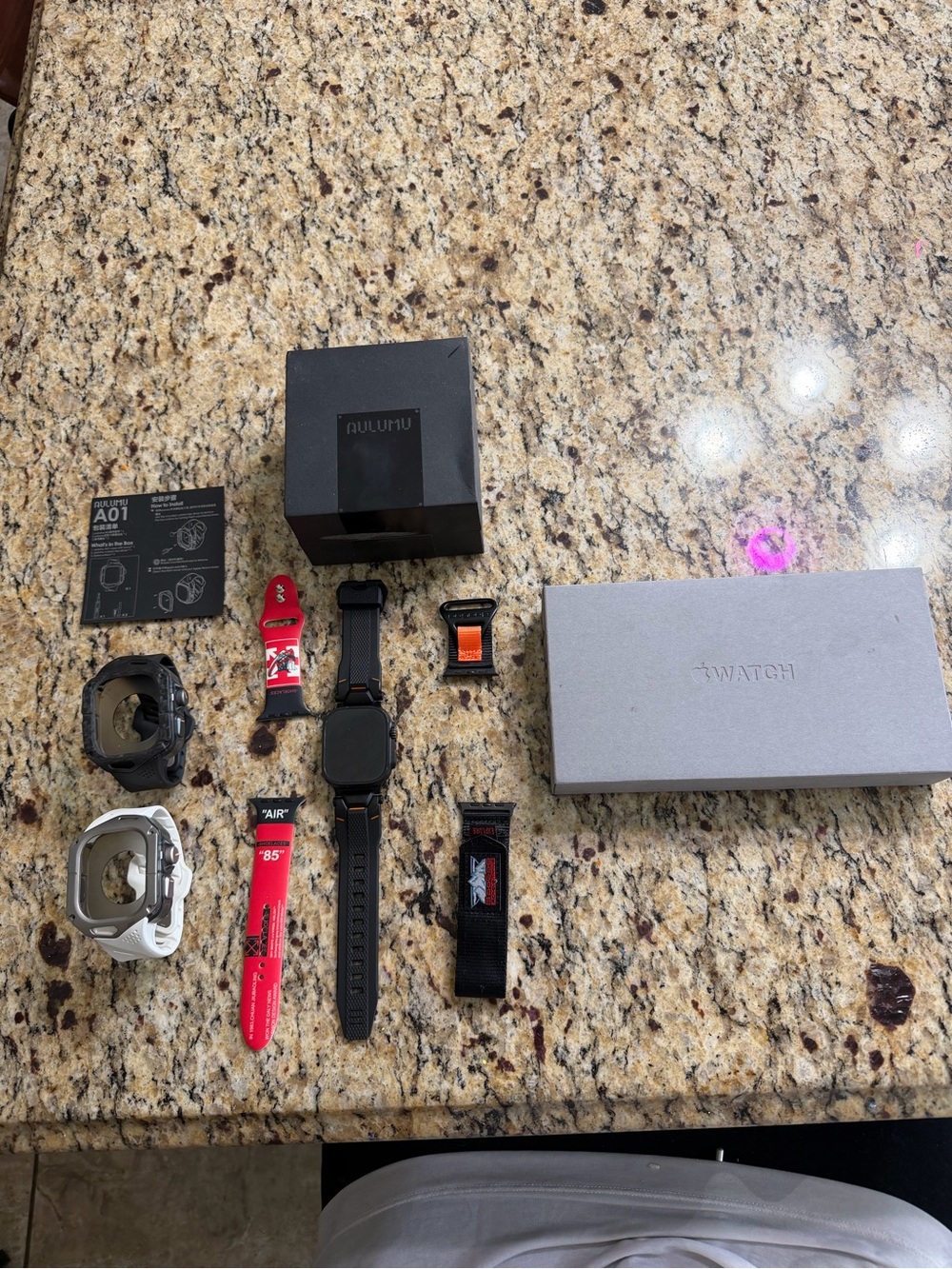 Apple Watch ultra 2 black titanium
